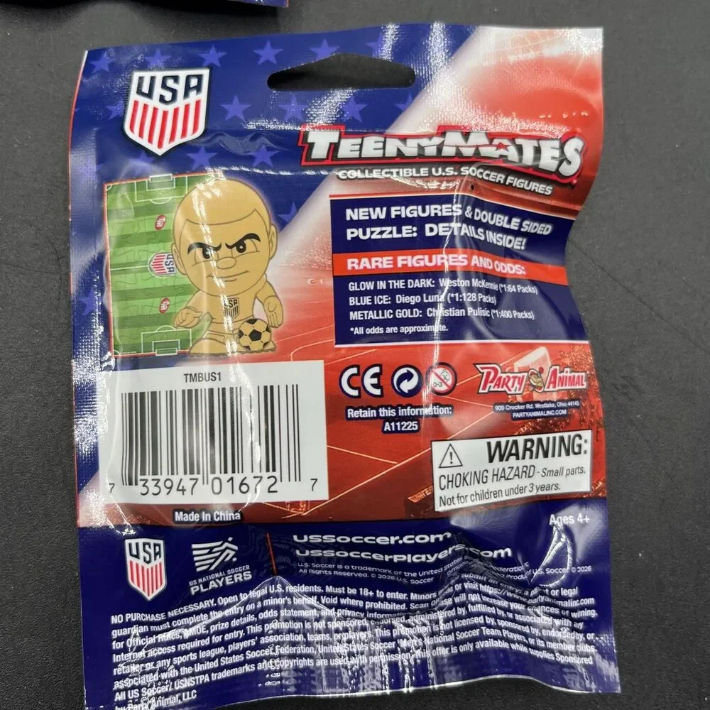New TeenyMates 12 packs Unopened Team USA Soccer